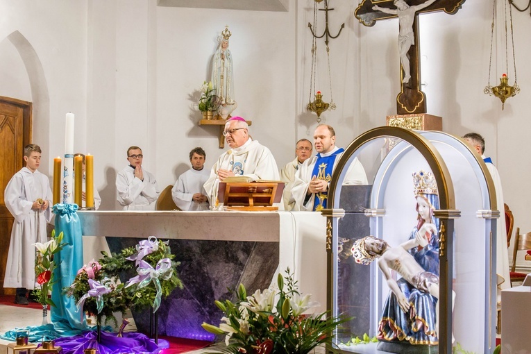 Pieta Skrzatuska w parafii Najświętszego Zbawiciela w Ustce