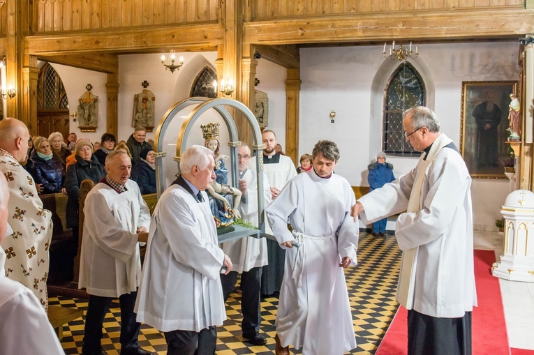 Pieta Skrzatuska w parafii Najświętszego Zbawiciela w Ustce