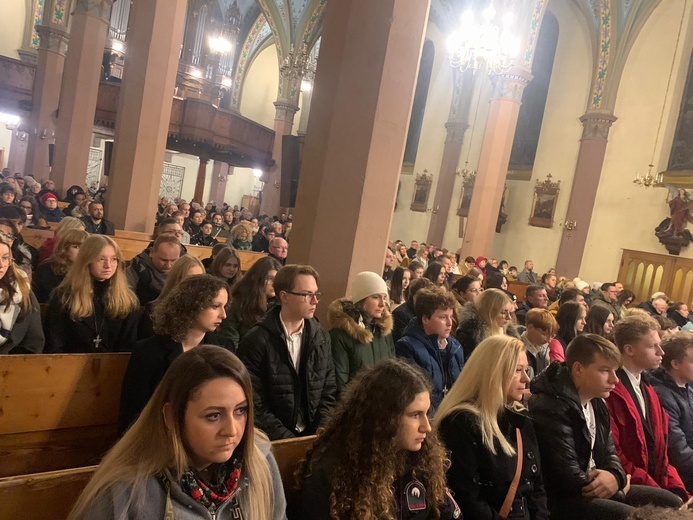 Nowa Ruda Słupiec. Odpust z najmłodszym biskupem w Polsce 