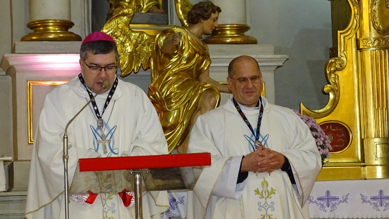 Biała Rawska. Roraty z biskupem