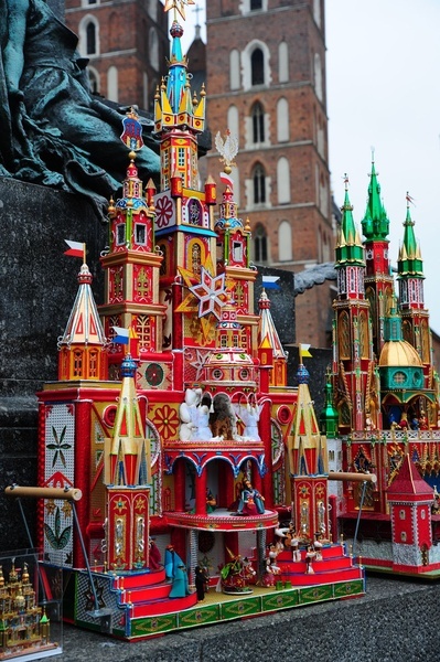 Prezentacja szopek krakowskich pod pomnikiem Mickiewicza 2022 cz. 2