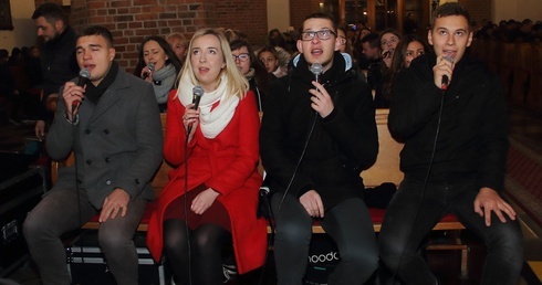 Adwentowe Czuwanie Młodych w Świdwinie