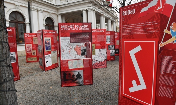 Wystawa "Jesteśmy Polakami. Związek Polaków w Niemczech" otwarta