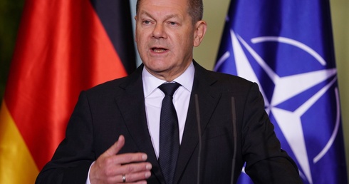 Kanclerz Scholz w rozmowie z Putinem potępił rosyjskie naloty na ukraińskie obiekty cywilne
