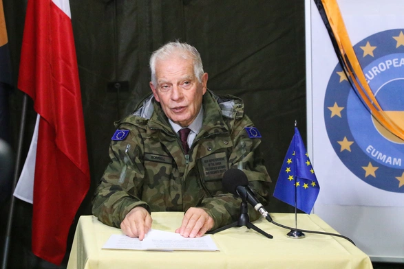 Josep Borrell: dziękuję Polsce za szkolenie ukraińskich żołnierzy na swoim terytorium