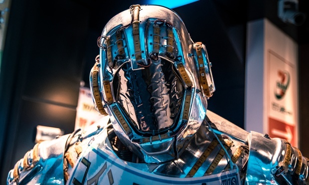 Kanada inwestuje w roboty, które myślą i uczą się jak ludzie