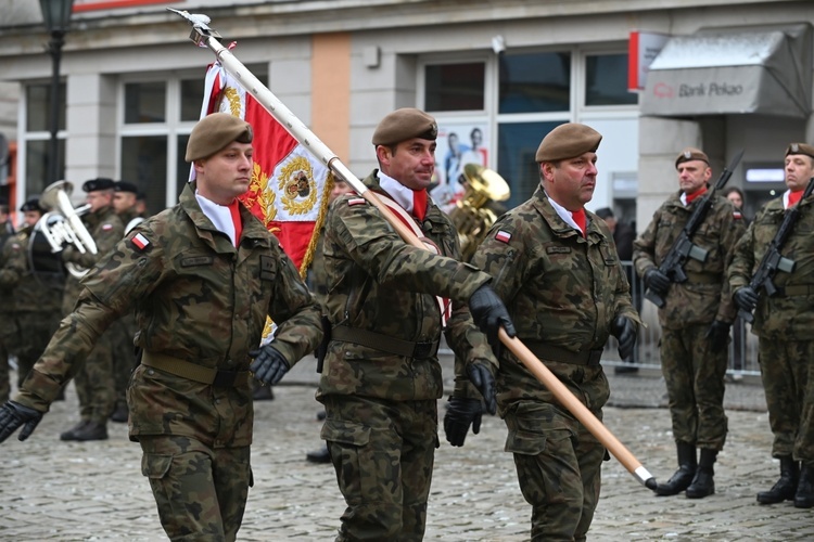 Przysięga nowych żołnierzy 16 Dolnośląskiej Brygady Obrony Terytorialnej