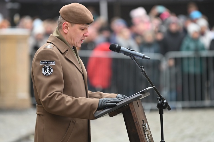 Przysięga nowych żołnierzy 16 Dolnośląskiej Brygady Obrony Terytorialnej