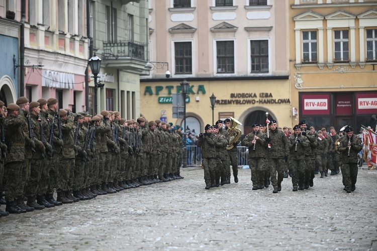 Przysięga nowych żołnierzy 16 Dolnośląskiej Brygady Obrony Terytorialnej