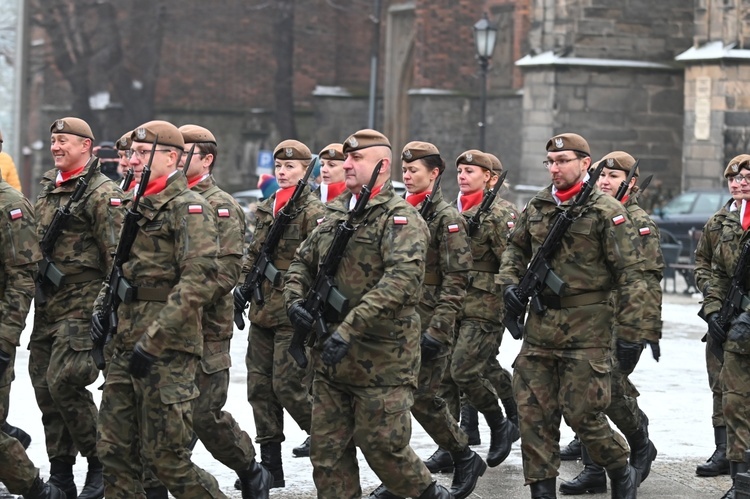 Przysięga nowych żołnierzy 16 Dolnośląskiej Brygady Obrony Terytorialnej