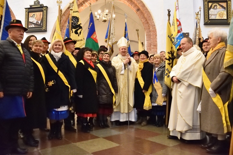 Kaszubi modlili się o dobry zjazd i wybory