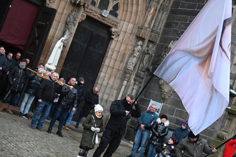 Rodzinny Różaniec w Świdnicy - grudzień