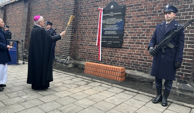 Katowice. Odsłonięcie tablicy poświęconej ks. Janowi Masze [ZDJĘCIA]