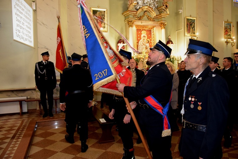 Poświęcenie obrazu Maryi i zawierzenie parafian w Makowie