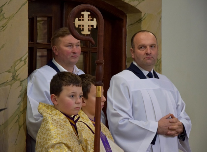 Poświęcenie obrazu Maryi i zawierzenie parafian w Makowie