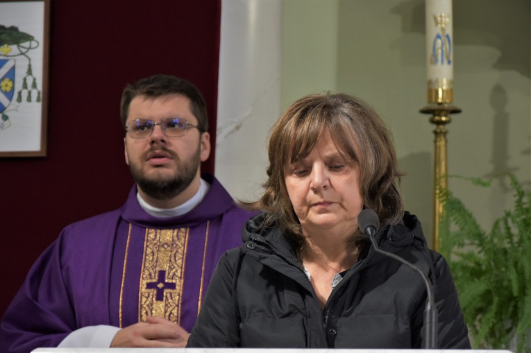 Poświęcenie obrazu Maryi i zawierzenie parafian w Makowie