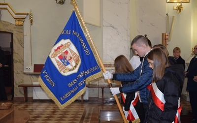 Poświęcenie obrazu Maryi i zawierzenie parafian w Makowie