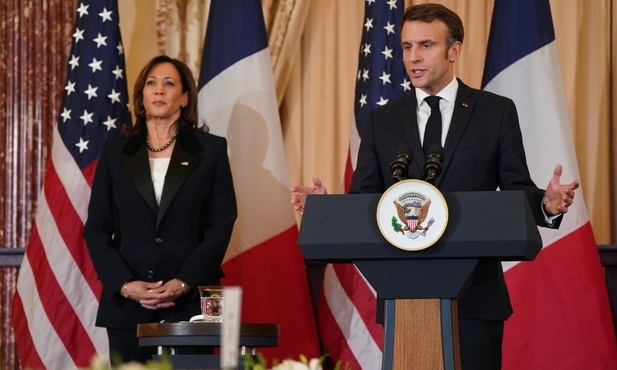 Prezydent Francji: Zachód powinien rozważyć gwarancje bezpieczeństwa dla Rosji