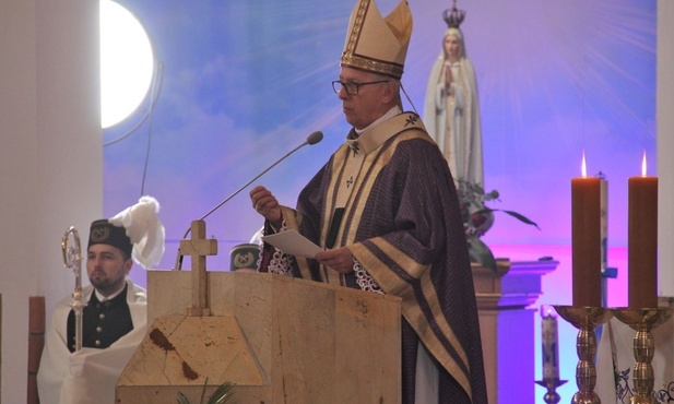 Abp Skworc na Mszy barbórkowej: z węgla nie da się szybko zrezygnować