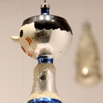 Tarnów. Bombki, bańki, szklane cacka i glaskule z kolekcji Dominika Święsa