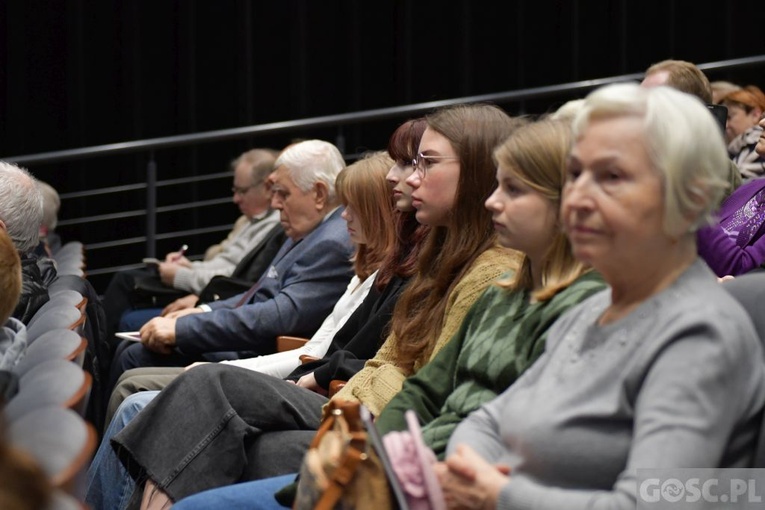 Konferencja o św. Mikołaju w Głogowie