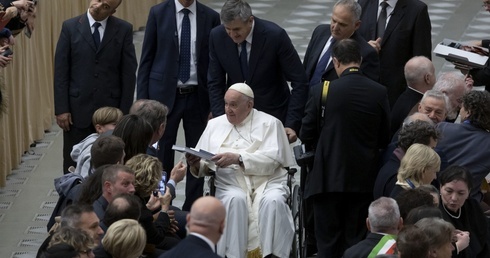 Bp P. Hinder: „Dla niektórych muzułmanów Franciszek jest też ich papieżem”