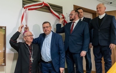 Odsłonięcie pamiątkowej tablicy w budynku Collegium Iuridicum KUL.