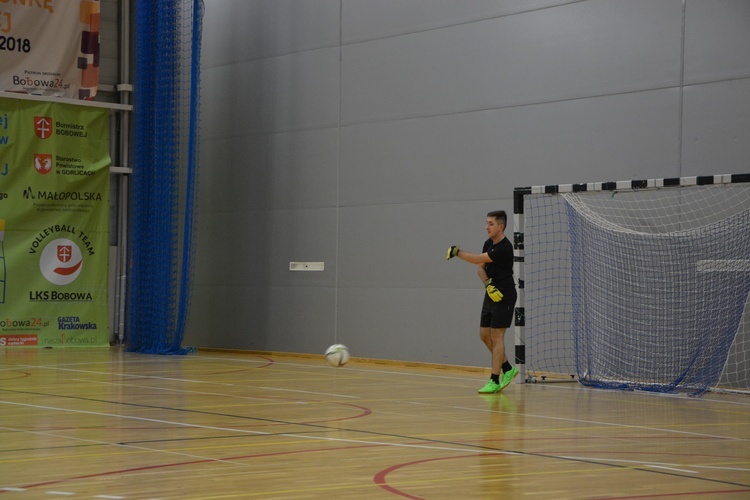 Bobowa. Turniej Piłki Halowej KSM