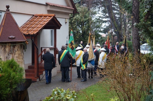 Bujaków. Wprowadzenie relikwii patrona pszczelarzy