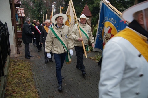 Bujaków. Wprowadzenie relikwii patrona pszczelarzy