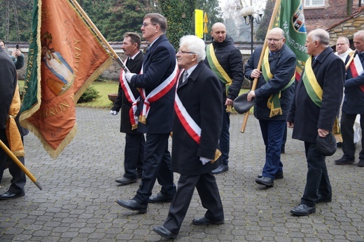 Bujaków. Wprowadzenie relikwii patrona pszczelarzy