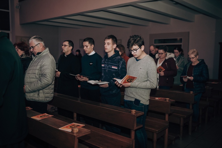 WSD Łowicz. Akatyst ku czci Bogarodzicy