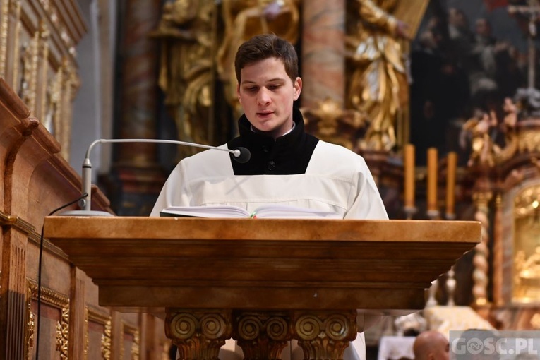 ​Kandydatura i akolitat w Paradyżu