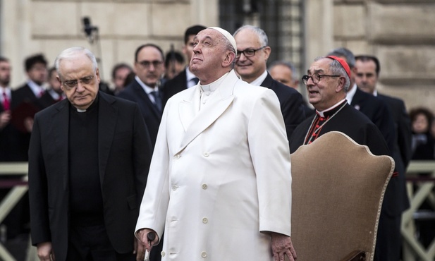 Papież Franciszek popłakał się, modląc się o pokój na Ukrainie