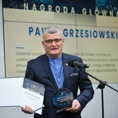 Dr Paweł Grzesiowski z Nagrodą Główną w konkursie Popularyzator Nauki