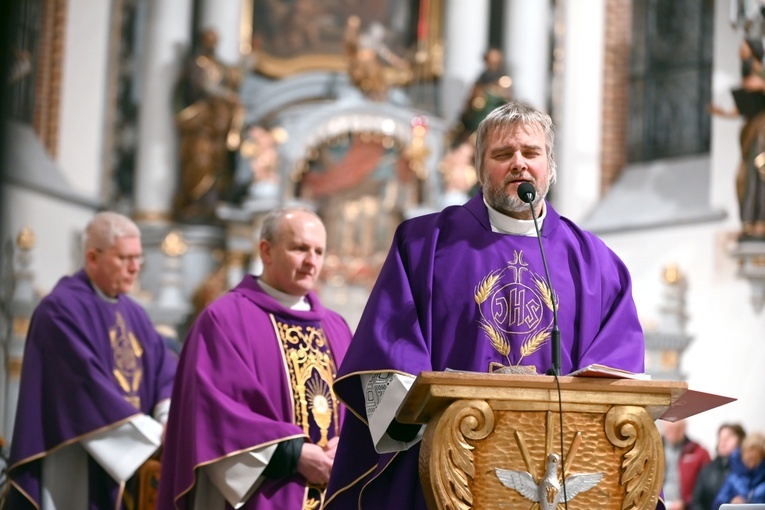 Ząbkowice Śl. Z modlitwą o uzdrowienie