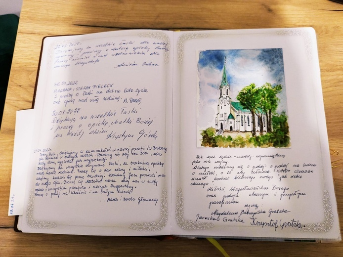 Przebieg prac odbudowy ołtarza w kościele św. Barbary