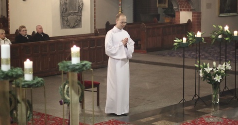 Katedra. Etap niczym Adwent