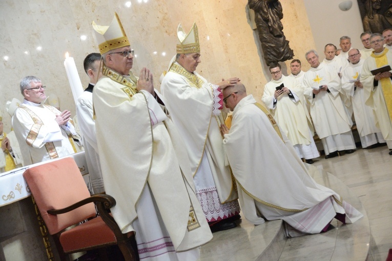 Sakra biskupa Waldemara Musioła
