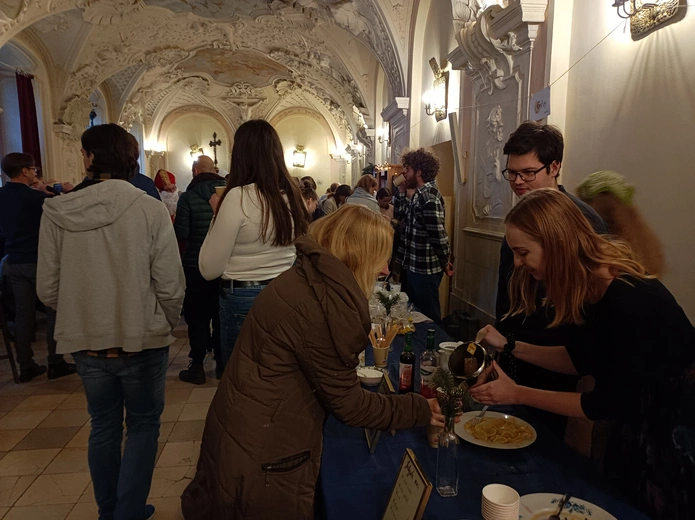 Dominikański kiermasz świąteczny - DominiCafe