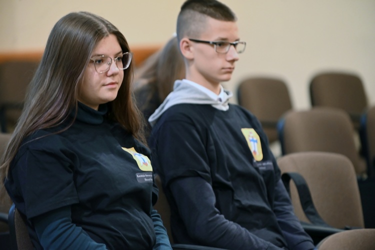 Świdnica. Konferencja "Fake newsem w katolika"