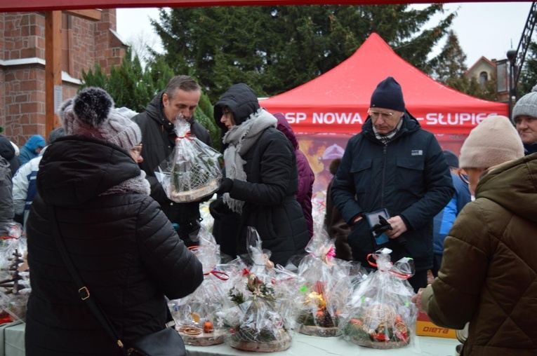 Parafialny jarmark w Nowej Rudzie Słupcu