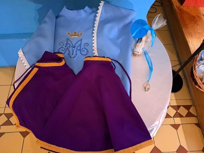 Ministranci i deesemki 