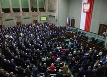 Sejm przyjął w czwartek ustawę budżetową na 2023 r.