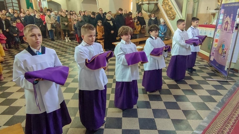 Nowi ministranci w Jazowsku