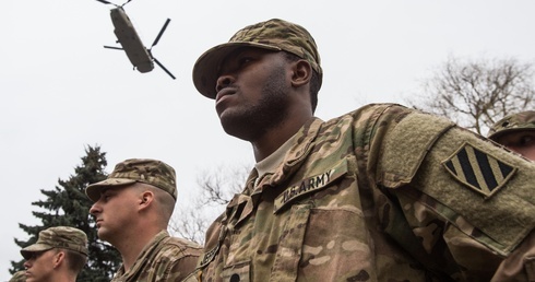 "NYT": w 2023 roku amerykańscy instruktorzy będą szkolić 600-800 ukraińskich żołnierzy miesięcznie