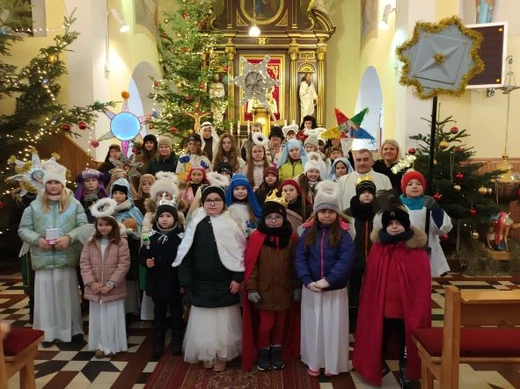 Kolędnicy Misyjni zaśpiewają dla małych Papuasów