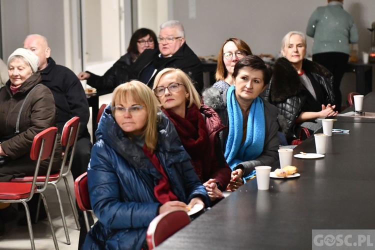 Gorzów Wlkp. Prezentacja biuletynu "Łączą nas ludzie i miejsca"