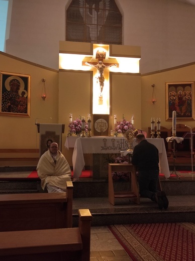 Adoracja Najświętszego Sakramentu dla małżonków