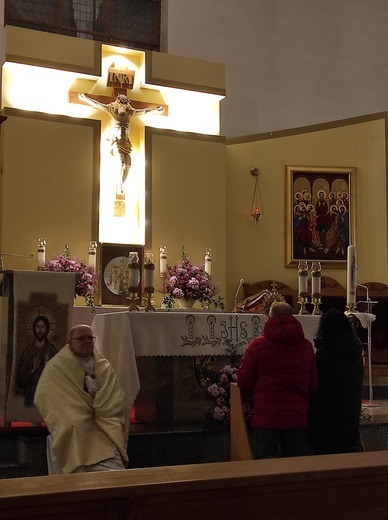 Adoracja Najświętszego Sakramentu dla małżonków